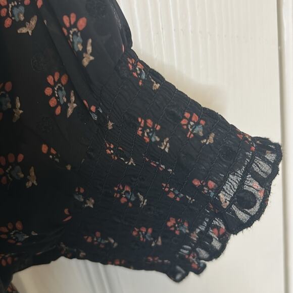 Les Serein Blouse XXL | NWOT | Boho velvet buttons | Workwear | Cottagecore Vibe - Picture 4 of 7